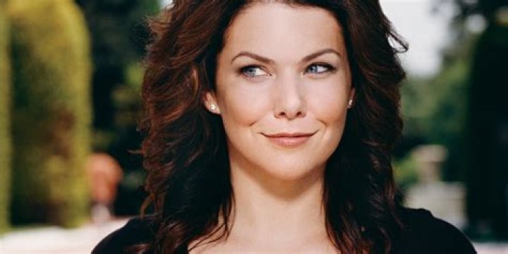 13 Qualities That Make Lorelai Gilmore Everyone's Favorite Person