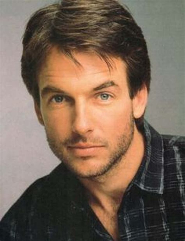 A young Mark Harmon Mark harmon, Young mark harmon, Actors