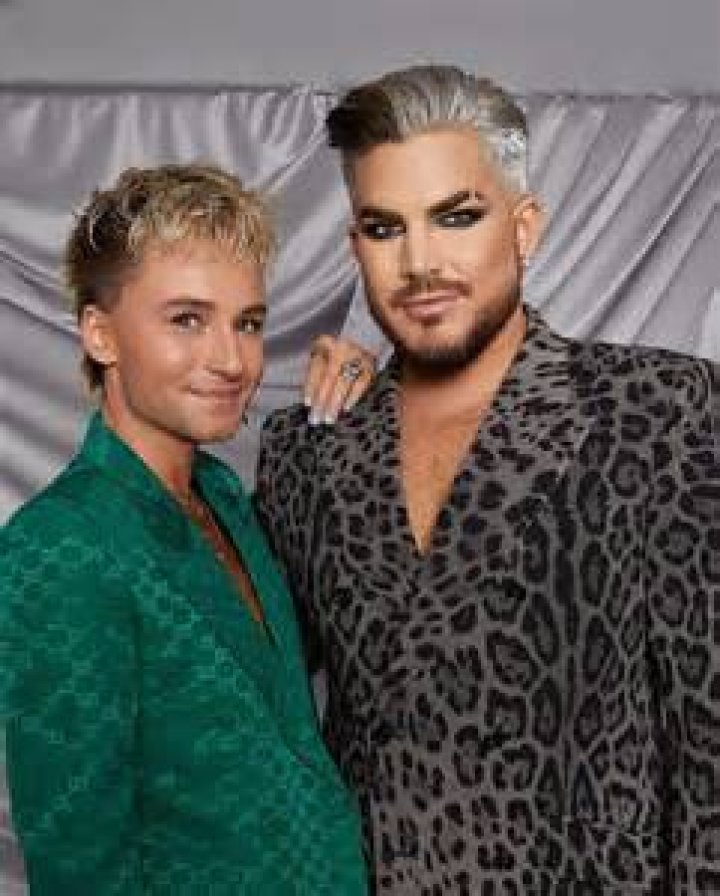 Adam Lambert Partner / Adam Lambert Starportrat News Bilder Gala De