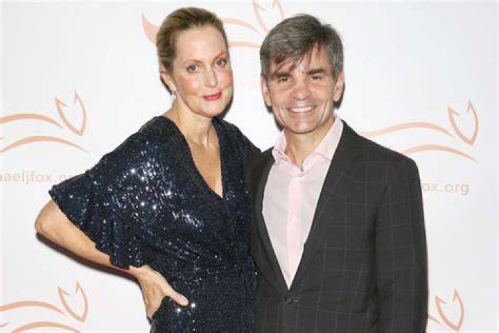Ali Wentworth Says Stephanopoulos Accepts That She Overshares