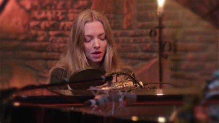Amanda Seyfried struts her singing stuff in 'Mamma Mia!' Los Angeles