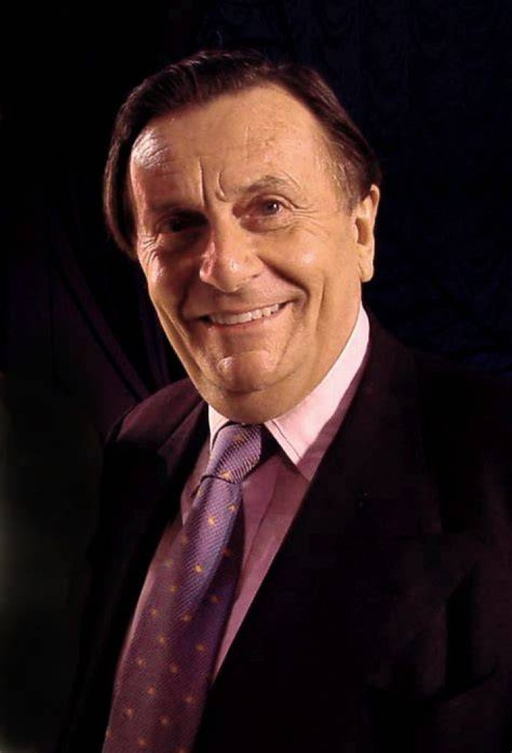 Barry Humphries Net Worth 2018, Bio/Wiki Celebrity Net Worth