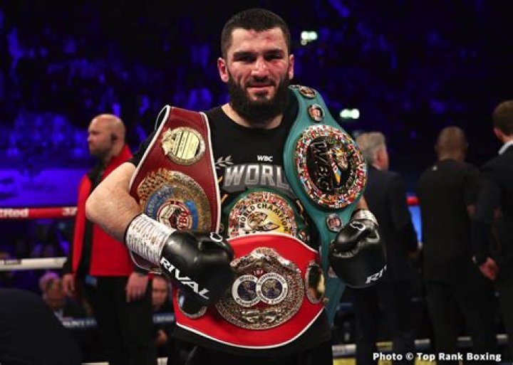 Beterbiev wants to fight Usyk RingSide24