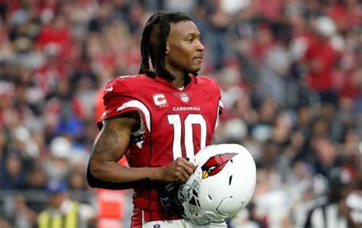 Cardinals WR DeAndre Hopkins Photographed Allegedly Flipping Off Trump
