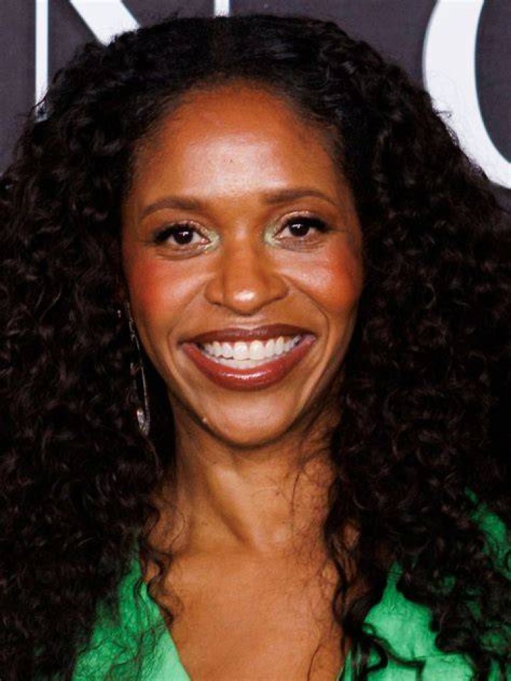 Celebrities Merrin Dungey, Birthday 6 August 1971, Sacramento