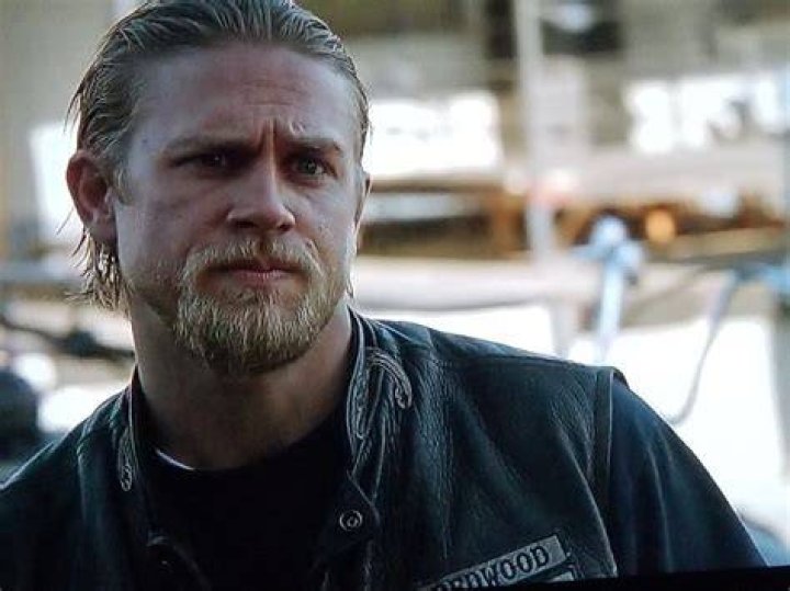 Charlie hunnam plays jax teller on sons of anarchy Charlie hunnam