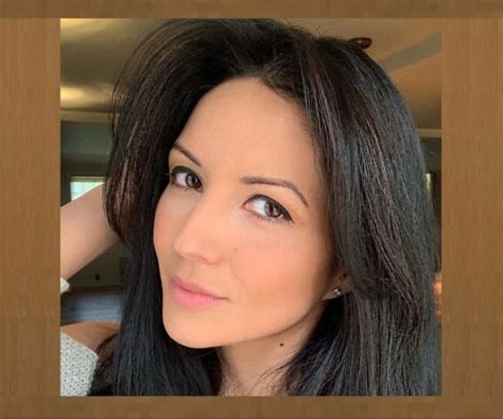 Cindy Vela Biography Facts, Childhood, Family Life & Achievements