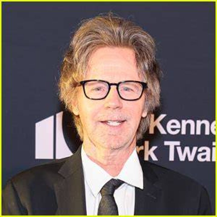 Dana Carvey thanks fans for support, announces acting and social media