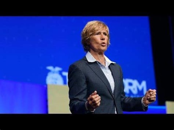 Diana Nyad Speaking Fee, Booking Agent, & Contact Info CAA Speakers