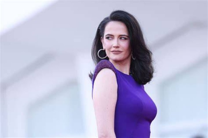Does Eva Green have a boyfriend and what are the Tim Burton rumours?