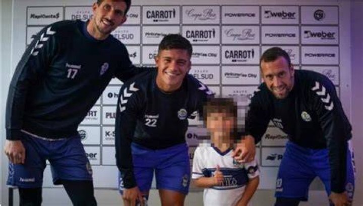 El padre del prometedor futbolista del Bar&ccedil;a Lamine Yamal ataca a una