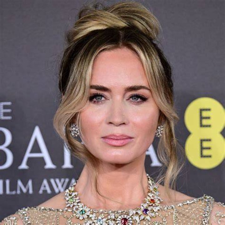 Emily Blunt wows as she joins John Krasinski at 13 Hours premiere Daily Mail Online