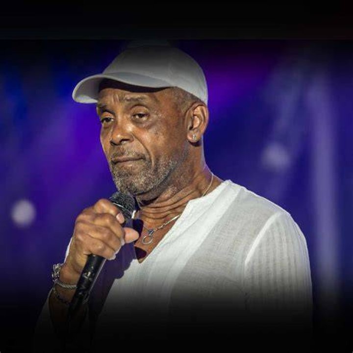 Frankie Beverly Frankie beverly, Black music, Singer
