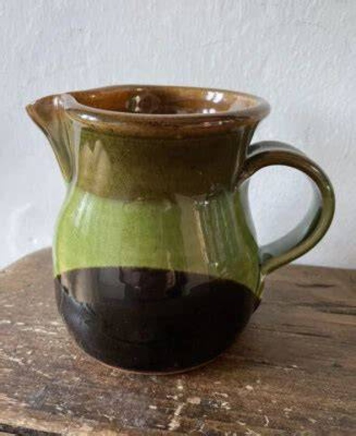GODSHILL STUDIO POTTERY JUG Pottery jug, Pottery, Fordingbridge