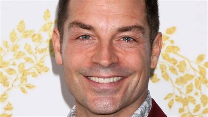 Hallmark star Brennan Elliott shares heartbreaking update of wife