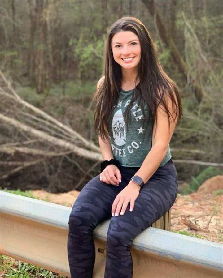 Hannah Barron Biography; Net Worth, Age, Height, Siblings, Parents And Husband ABTC