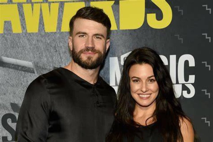 Hannah Lee Fowler Wiki Age, Wedding Details And Other Facts About The