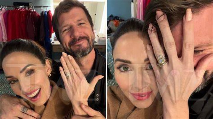 Is Whitney Cummings Engaged with Her Partner? Her Net Worth, Bio