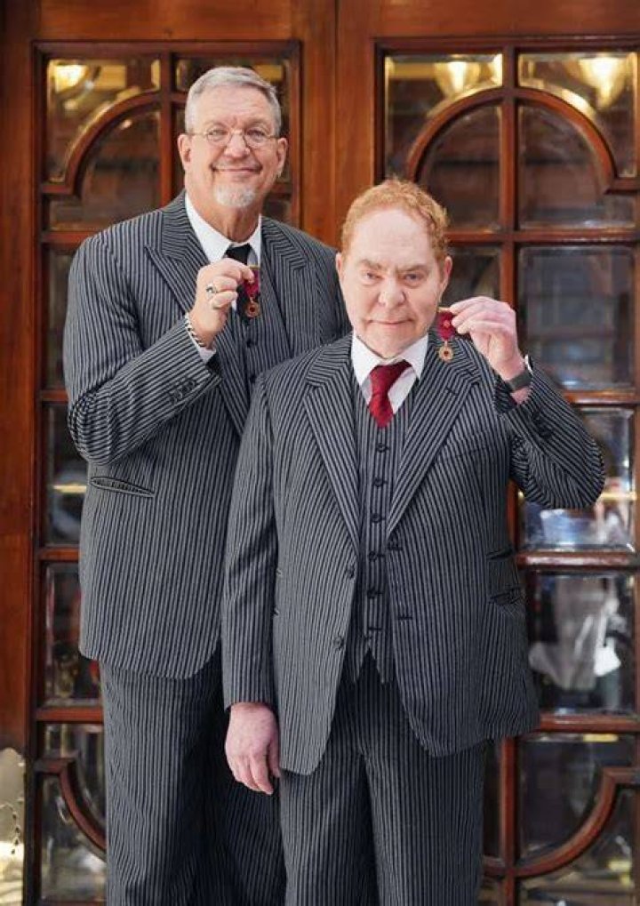 It’s Penn & Teller & Moxie in a Las Vegas stage debut Las Vegas
