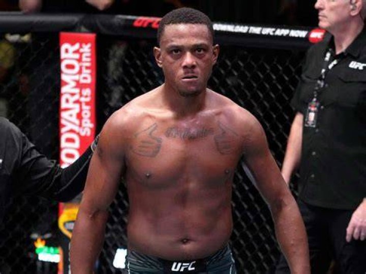 Jamahal Hill relinquishes UFC light heavyweight title after suffering serious injury while