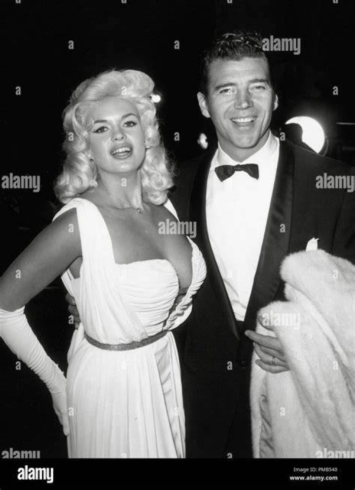 Jayne Mansfield with husband Mickey Hargitay. Jayne mansfield, Movie