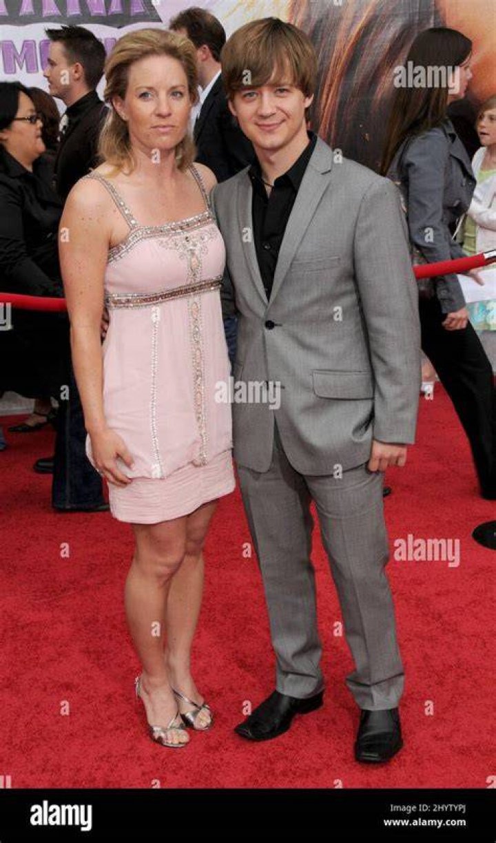 Jennifer Earles (Jason Earles ExWife) Age, Wiki