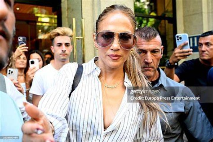 Jennifer Lopez Leaves Fans Confused Over 'Insensitive' Instagram Post