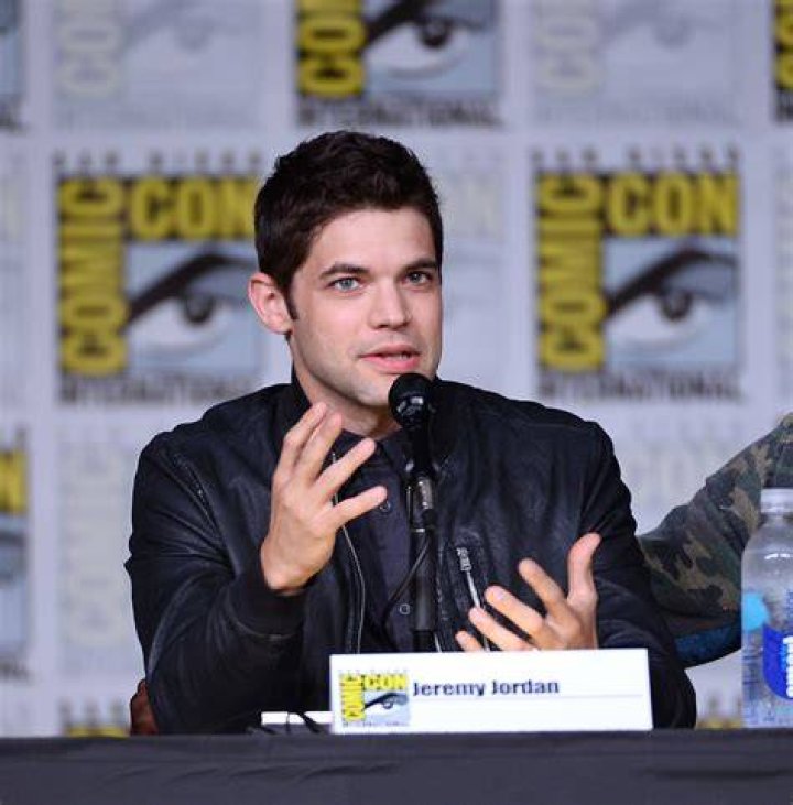 Jeremy Jordan Height