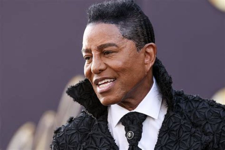 Jermaine Jackson Out and About in Los Angeles (12/11/2015)