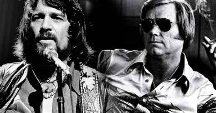 Jones and Waylon Jennings Teamed Up For A Rendition of Willie