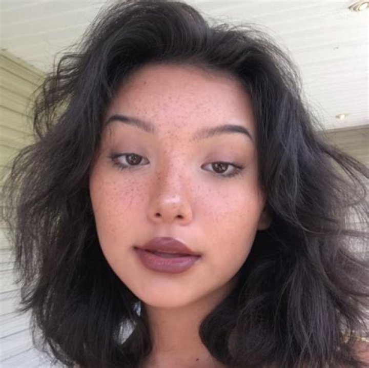 Kiawentiio Tarbell Height, Weight, Age, Boyfriend, Family, Facts, Biography