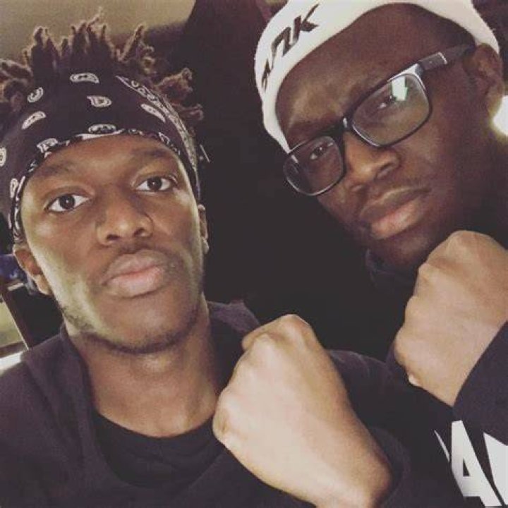 KSI Family Photos With Girlfriend Seana Cuthbert 2019 YouTube