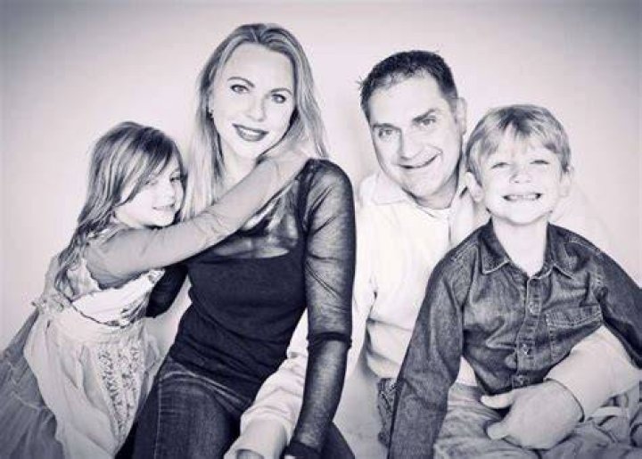 lara logan family Archives » 49