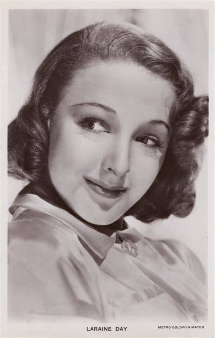 Laraine day에 관한 Pinterest 아이디어 상위 25개 이상 Film noir, 플라이 피싱 및 Cary Grant