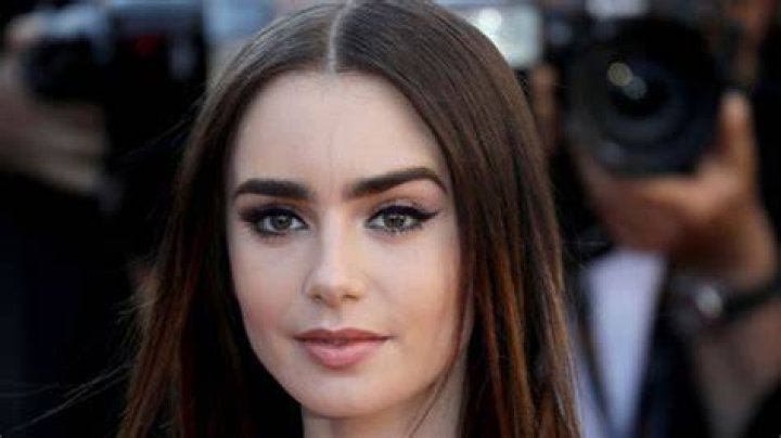 Lily Collins Was Actually Complimented About Her Weight Loss for "To