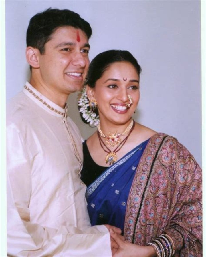Madhuri Dixit Husband 10 Alluring Pictures Reviewit.pk