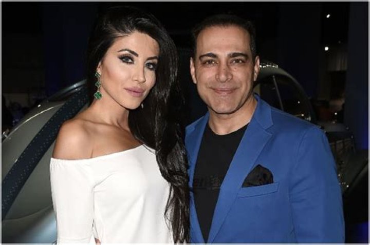 Manny Khoshbin 2024 Wife, net worth, tattoos, smoking & body facts