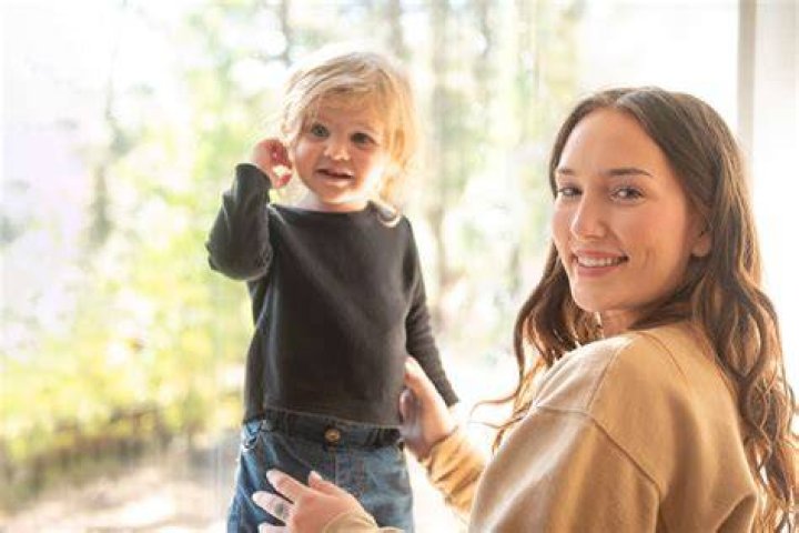 Melanie (24) Babysitter in Bern Babysits