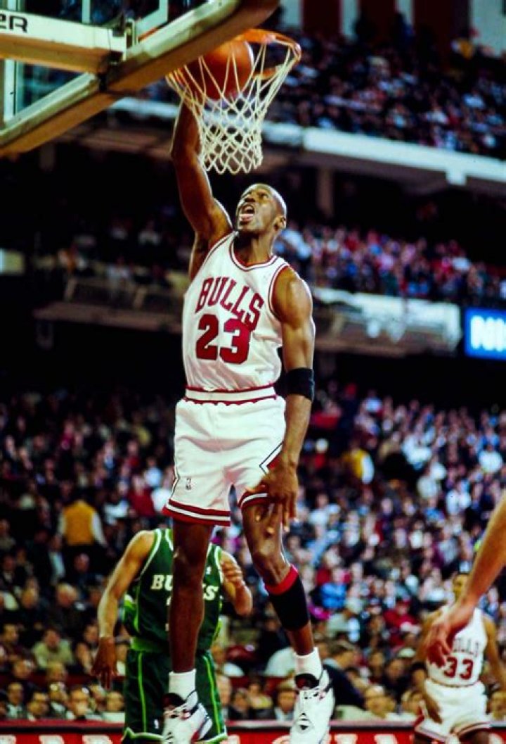Michael Jordan's wife, Yvette, gives birth to twin daughters