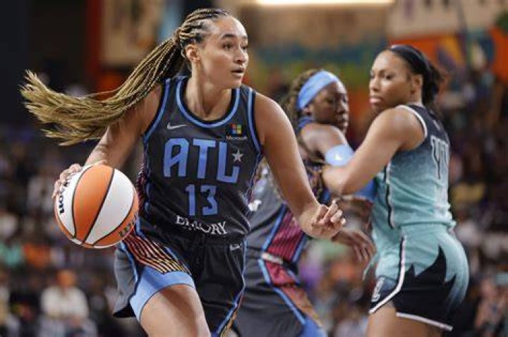Mitty&rsquo;s Haley Jones, nation&rsquo;s top basketball recruit, chooses Stanford
