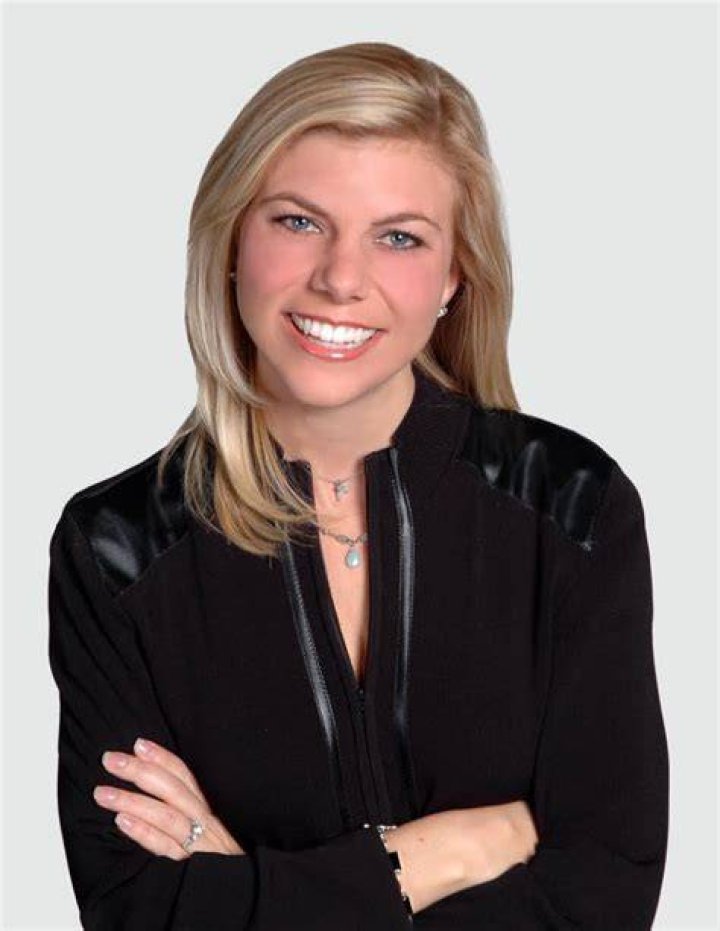 Molly Grantham (WBTV) Biography, Wiki, Age, Husband, Baby, Cancer, Salary, Instagram