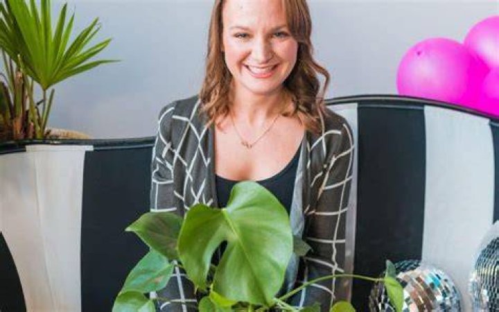 Nikki Norton of Modern Foliage Modern Foliage Designs