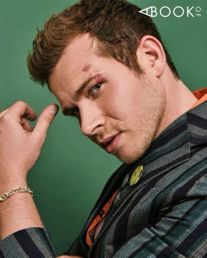 Oliver Stark Stark, Hot actors, Mens hairstyles with beard