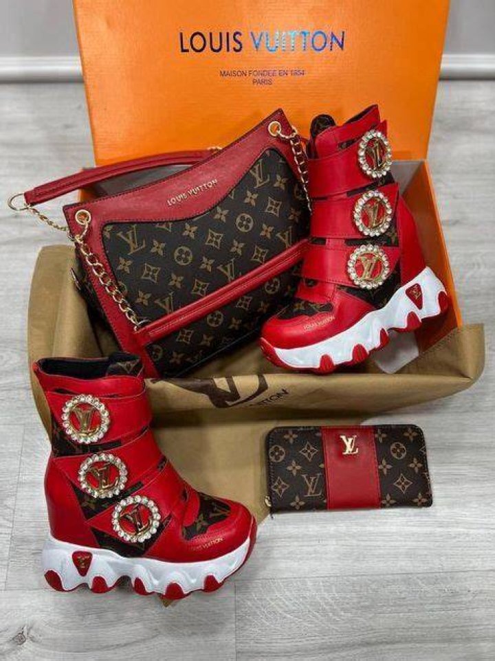 Pin by Arron walls on Sneakers in 2020 Air jordans, Air jordans retro