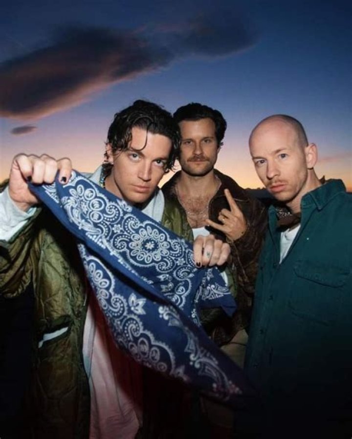 Pin by Rhashel Shel on &bull; Music//Movies//