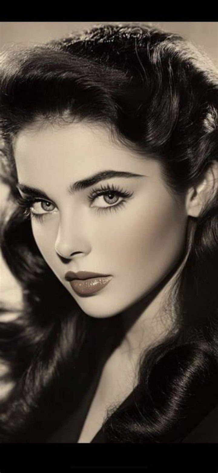 Pin on Beauty of Hollywood
