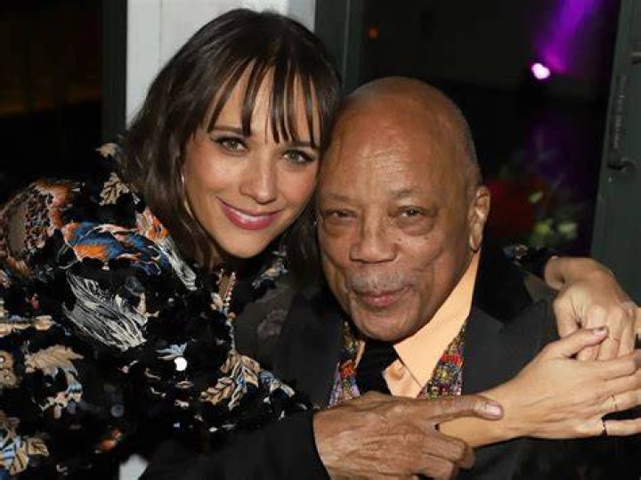 Quincy Jones&rsquo;s 6 Daughters Got Him To Apologize For Recent Comments