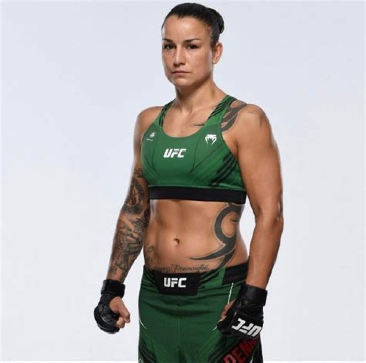 Raquel Pennington Official MMA Fight Record (1080)