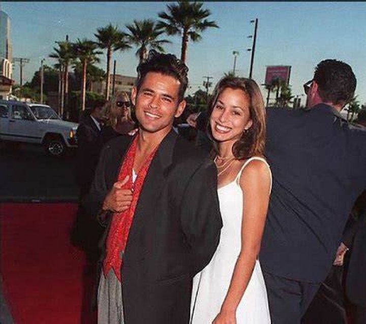 Raymond Cruz is Married to Wife Simi Cruz. Kids.