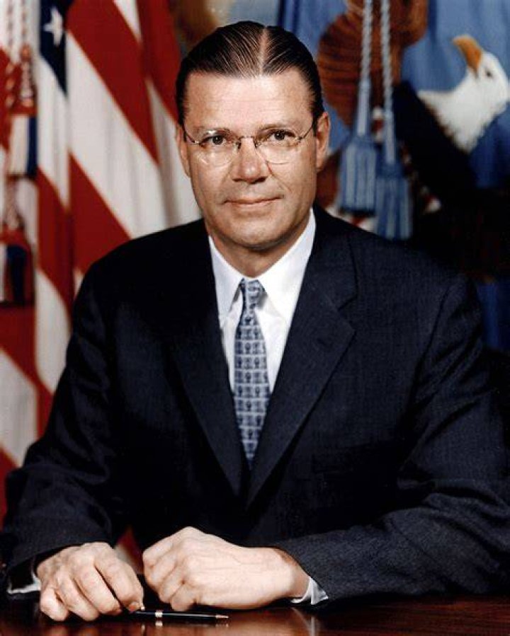 ROBERT S. McNAMARA U.S. PRESIDENTIAL HISTORY